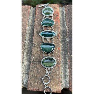 Charming Charlie Green Silver-Tone Bead Bracelet -- 8"